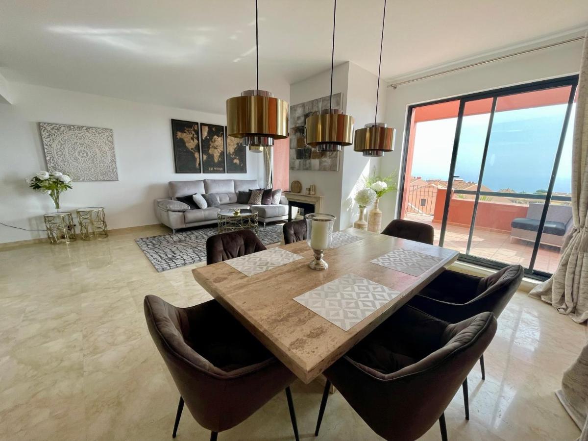 Calahonda Luxury Apartment With A Stunning Sea View Mijas Bagian luar foto