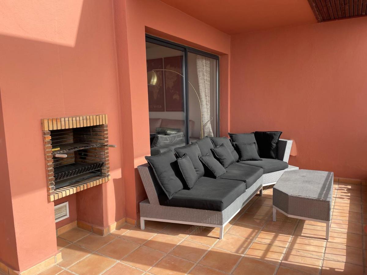 Calahonda Luxury Apartment With A Stunning Sea View Mijas Bagian luar foto